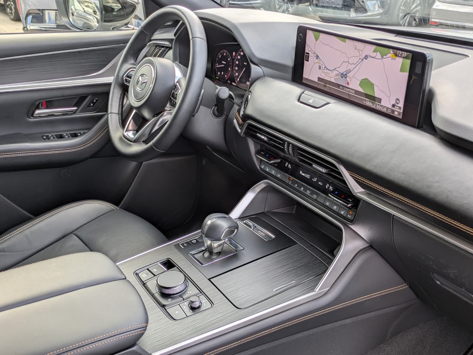 Fahrzeugabbildung Mazda CX-60 HOMURA AWD MATRIX*BOSE*LEDER*HUD*ACC*360°