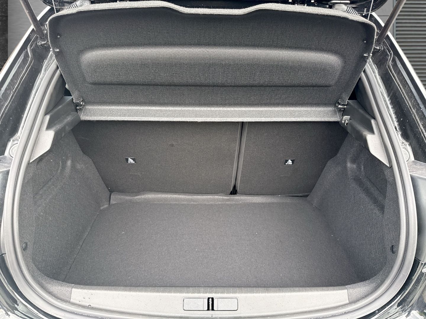 Peugeot 208 - Bild 5