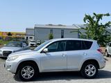 Toyota RAV 4 2,0i  4x2    1.Hand  Toyota Scheckheft !!! - gebrauchte Toyota RAV 4 aus dem Jahr 2010