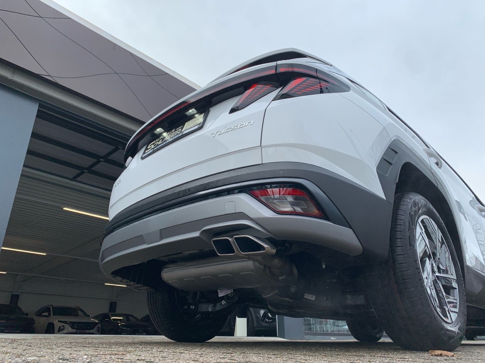 Fahrzeugabbildung Hyundai TUCSON 1.6 T-GDI Select Design-Paket Navi LED