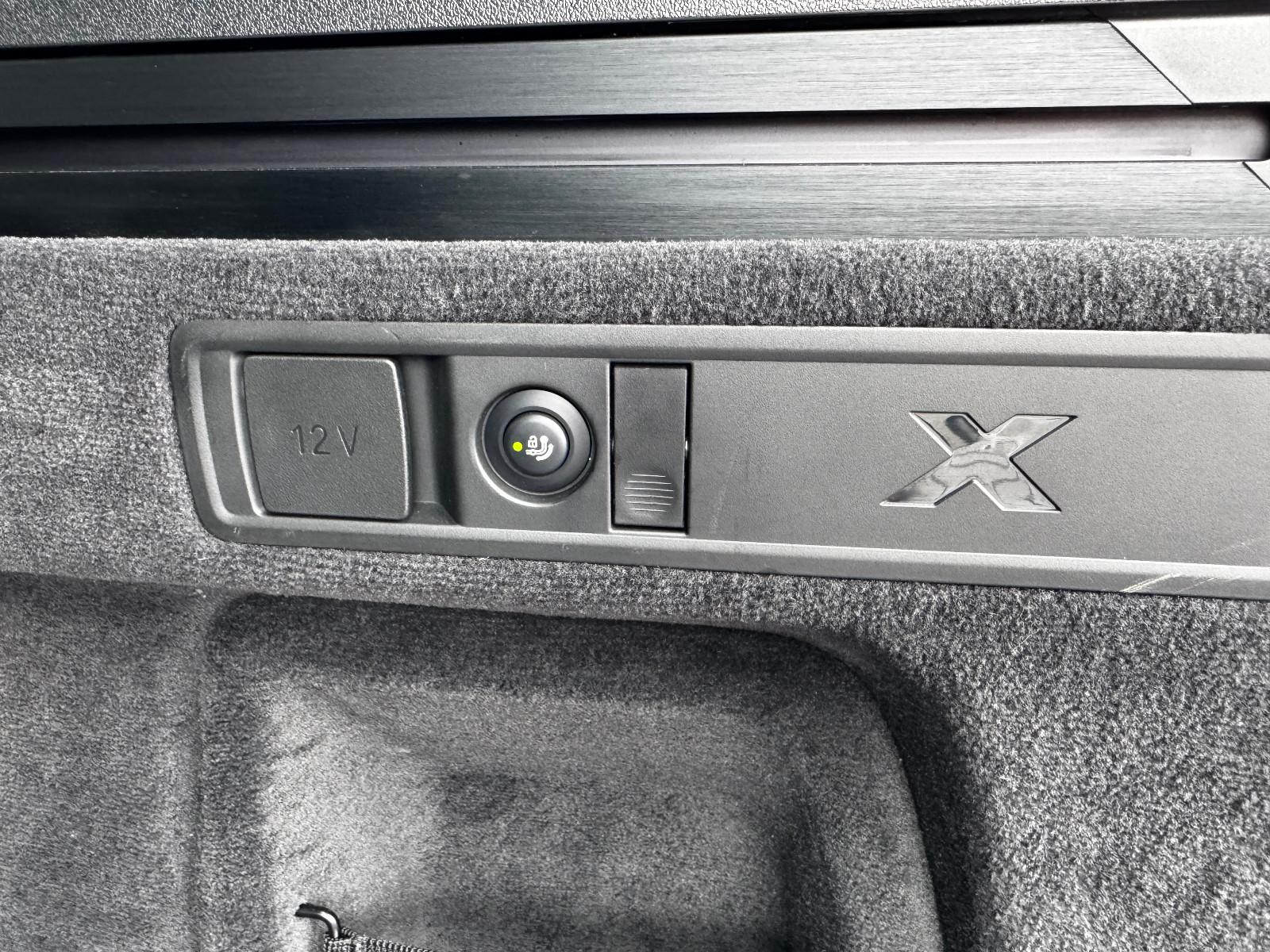 BMW X5 M Comp-Bowers&Wilkins+Sky Lounge+AHK+MATRIX
