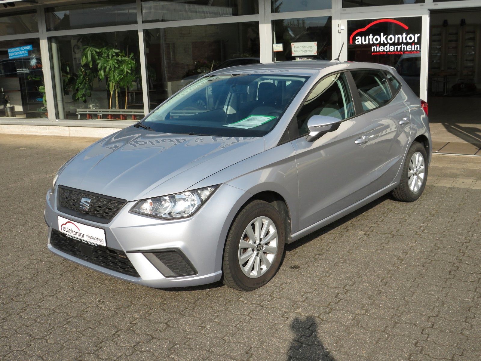 Fahrzeugabbildung SEAT Ibiza Style DSG NAVI PDC MIRROR-LINK GJ 1.HAND