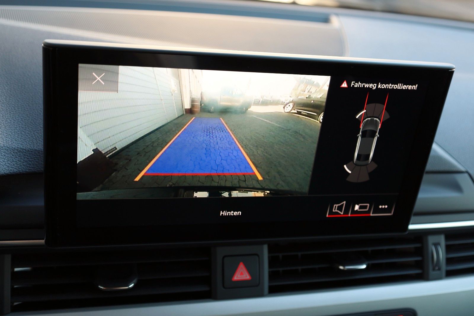 Fahrzeugabbildung Audi A5 45 TFSI Coupe quattro S line Competition Matr