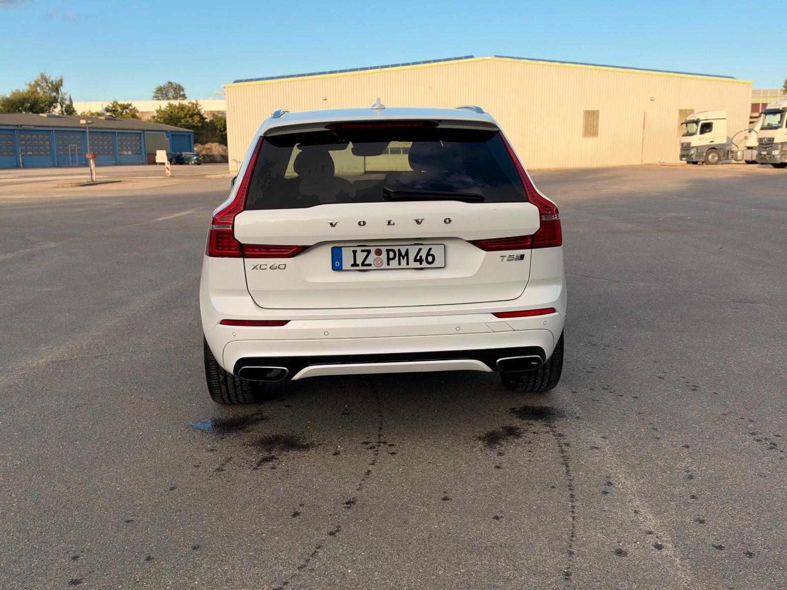 Volvo XC60 T5 AWD R Design Geartronic R Design