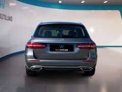 Fahrzeugabbildung Mercedes-Benz E 200 T Avantgarde DISTRONIC TOTWINKEL AHK WIDE