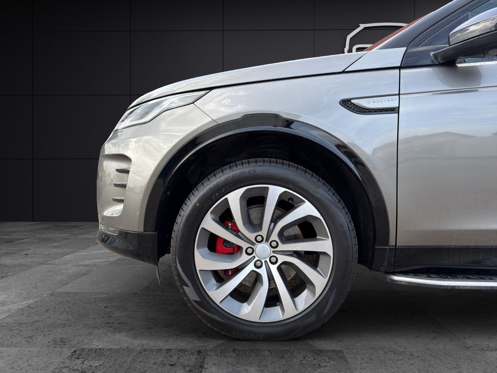 Fahrzeugabbildung Land Rover Discovery Sport P300e HSE/Pano/Leder/Kamera/Shz