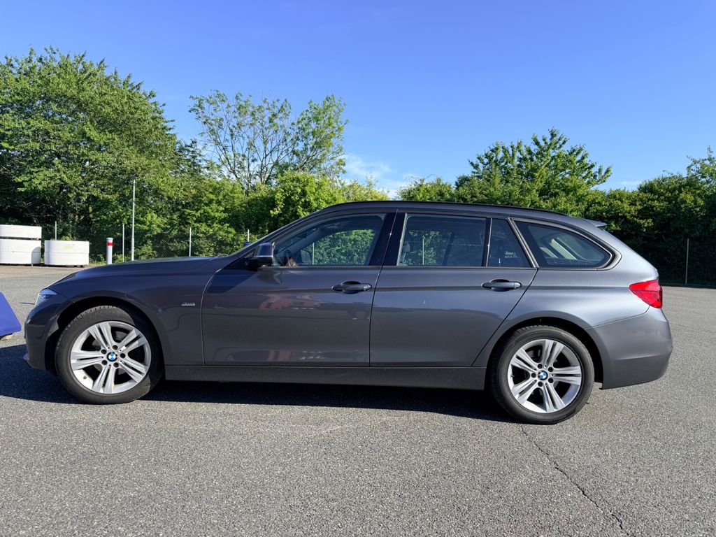 2018 BMW 318