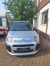 Citroën C3 Picasso VTi 95 SELECTION SELECTION - silberne Citroën C3 Picasso