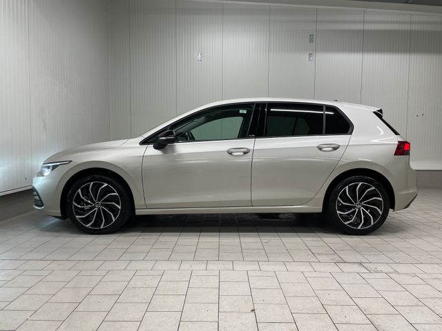 Golf VIII Move 1.0 eTSI DSG SHZ PDC ACC