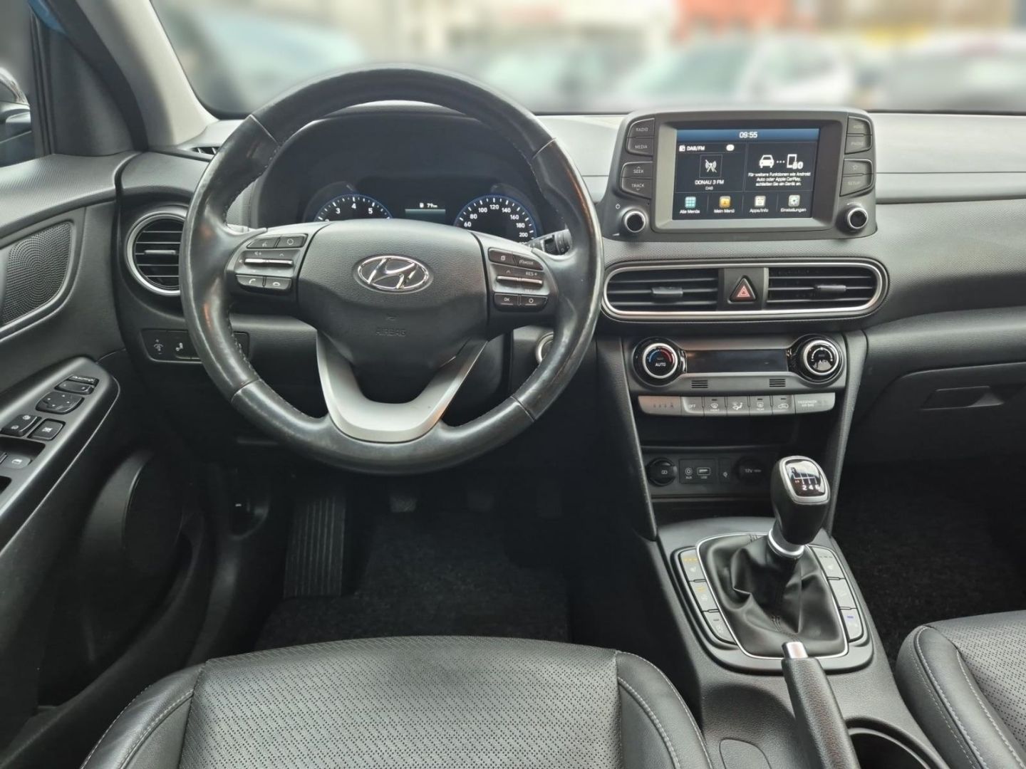 Fahrzeugabbildung Hyundai KONA Premium 2WD HUD LED Klimaautom DAB SHZ Lenk