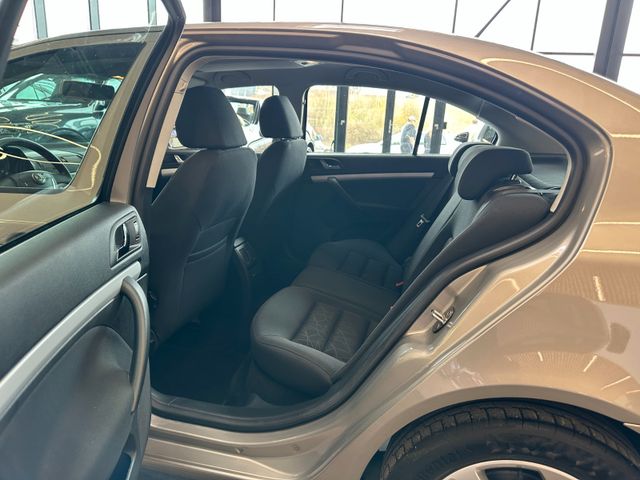 Skoda Octavia Lim. Family *SZHZ*PDC*ISOFIX-BEIFAHRER*