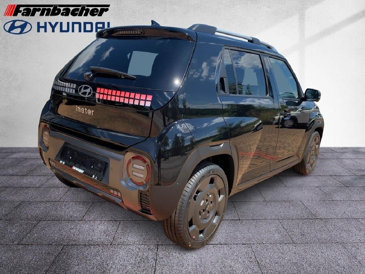 Fahrzeugabbildung Hyundai INSTER E 49kWh Cross Assistenz Glas-Schiebedach*