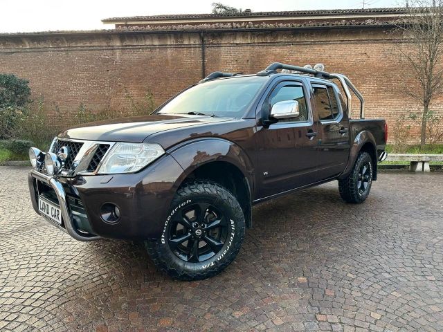 Nissan Navara 3.0 dCi V6 230cv Double Cab LE 4wd