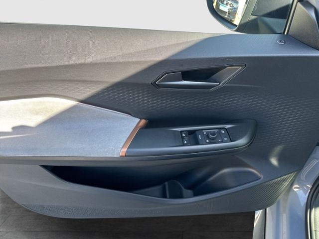 Born BEATS NAVI REAR VIEW WÄRMEPUMPE ACC SHZ KLI