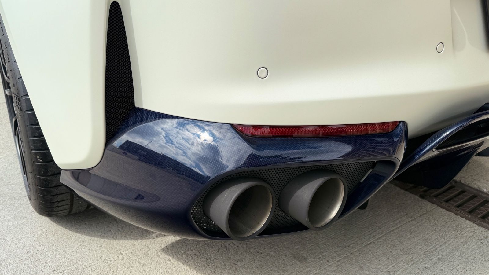 Fahrzeugabbildung Ferrari 812 GTS*Atelier*Blue Carbon*Painted Shields