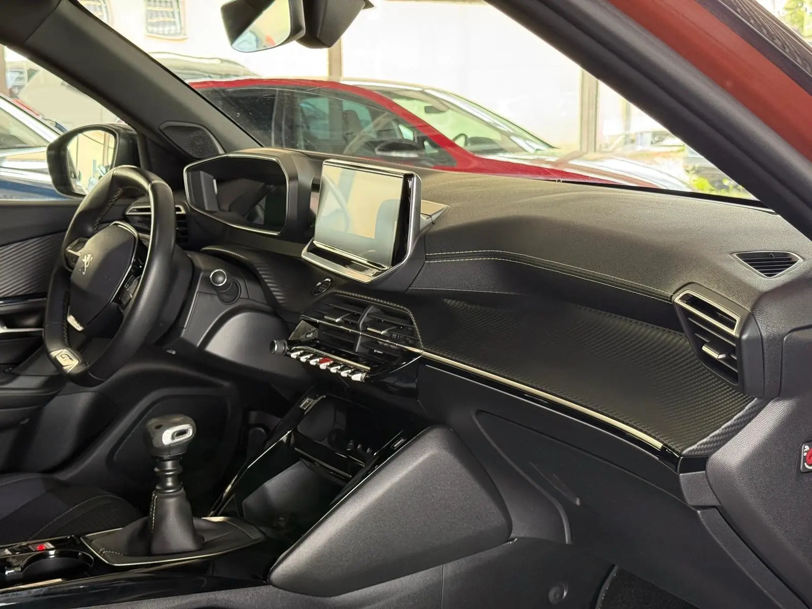 Peugeot 2008  GT LINE LED NAVI PANO ACC VIRTUAL