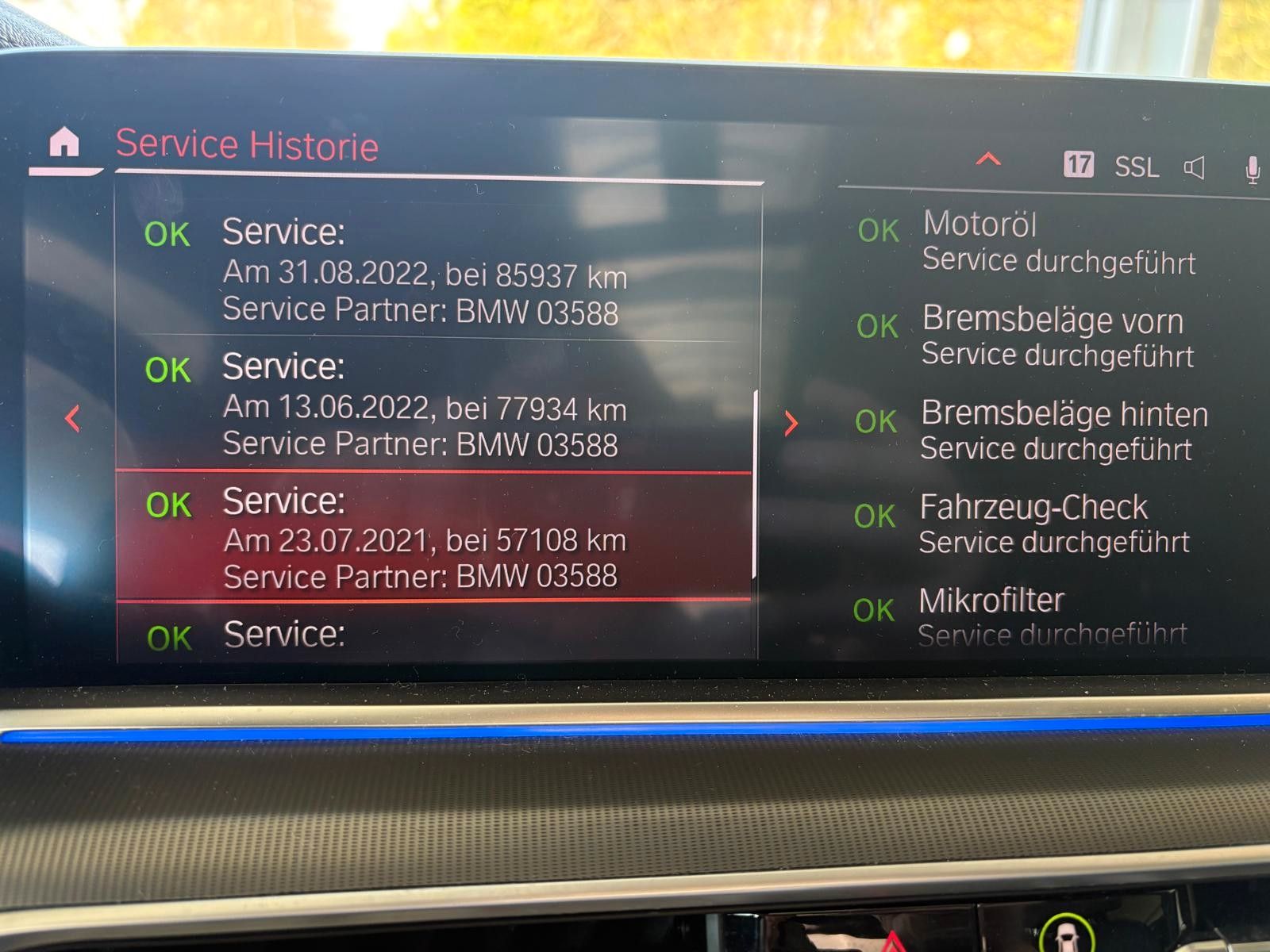 Fahrzeugabbildung BMW X5 xDrive 40 i M Sport,luft,pano,hud,soft close,