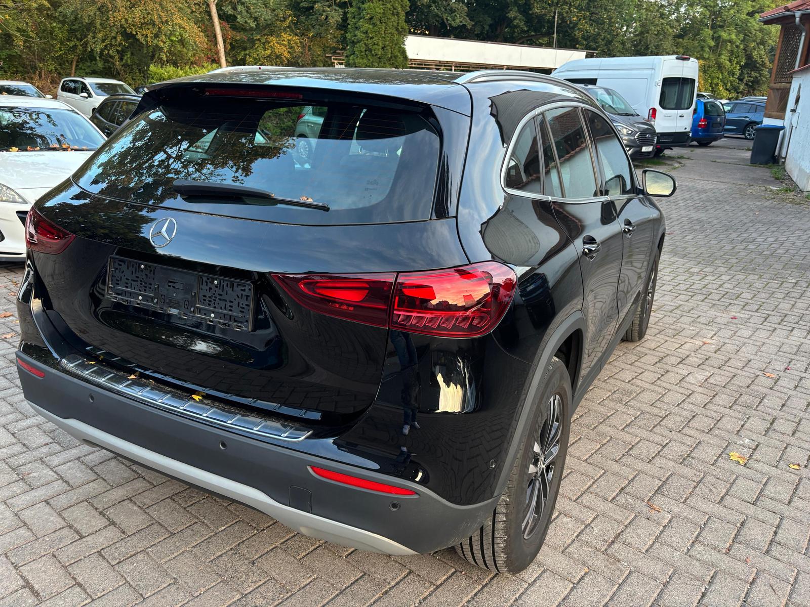 Mercedes-Benz GLA 7G LED+MBUX+VIRT+SHZ+KAM+T-LEDER+NAV+DAB, миниатюра 7