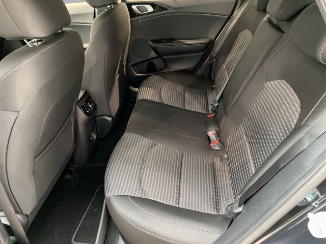 Fahrzeugabbildung Kia Ceed_sw VISION 1.5 T-GDI *KOMFORT-PLUS-PAKET*NAV