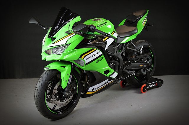 Kawasaki ZX4RR  2025  35KW/48PS Starterbonus/Sofort