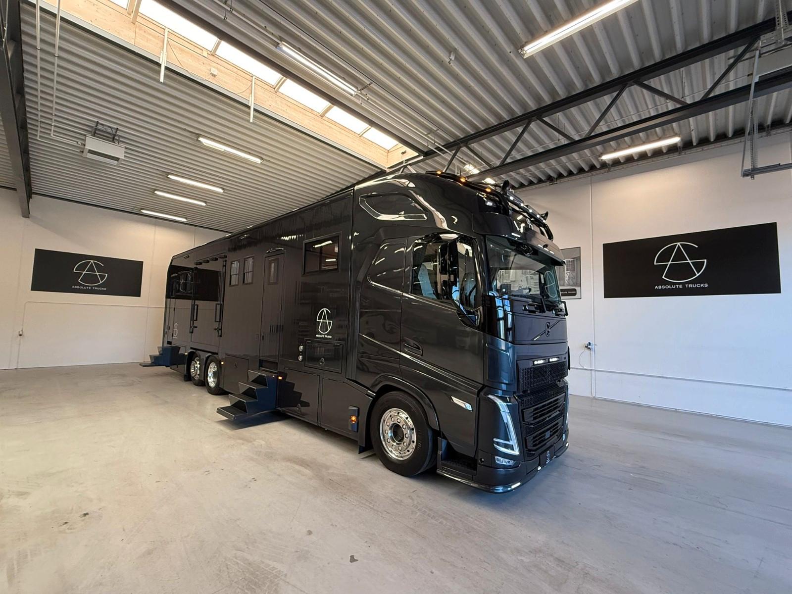 Volvo FH500 8 HORSES DEMO