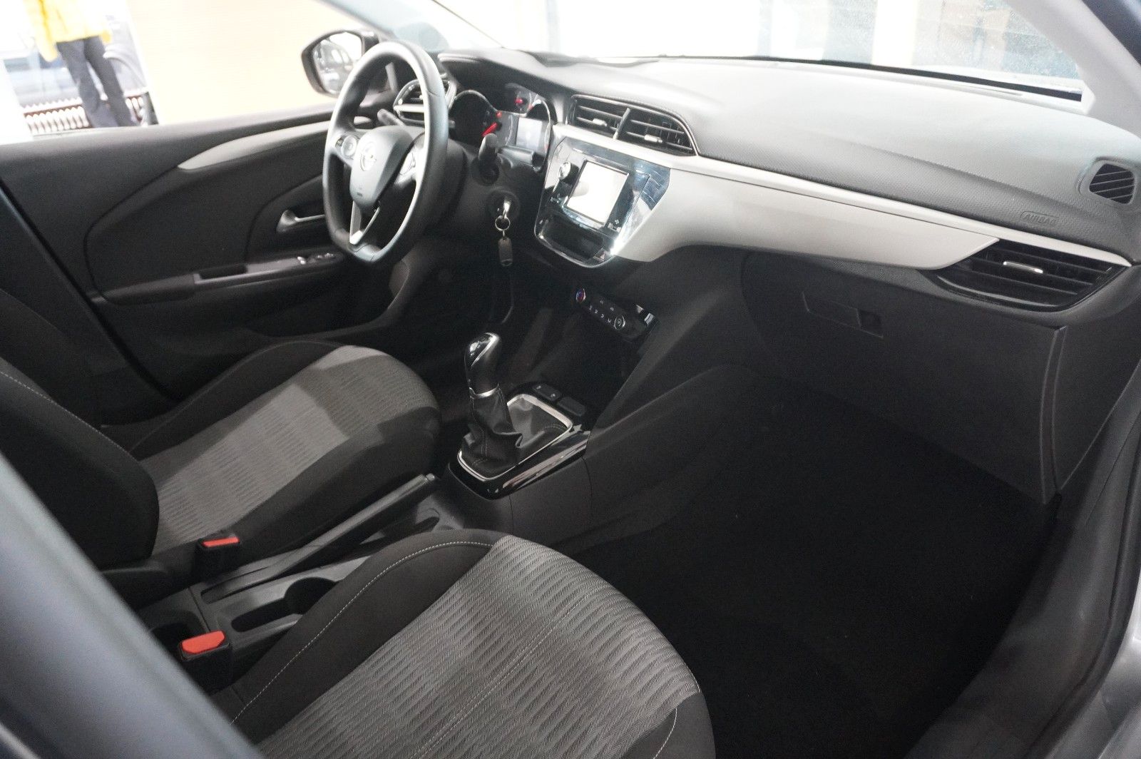 Fahrzeugabbildung Opel Corsa F 1.2 EDITION KLIMA/USB/TEMP./BT