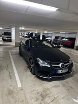 Mercedes-Benz E 500 Cabriolet E 500 - - Mercedes-Benz E-Class: Schwarz, Cabrio