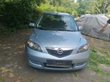 Mazda 2 Lim. 1.4 Autom.Alus.Klima.1A.1HandTÜV. - gebrauchte Mazda 2 aus dem Jahr 2006