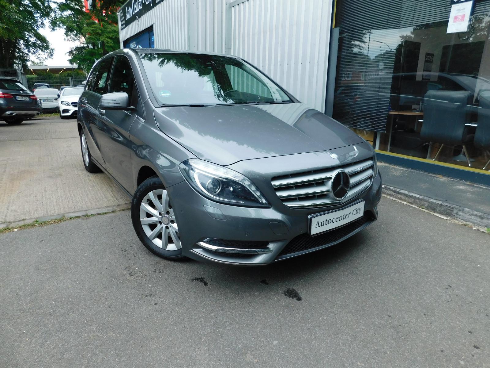 Mercedes-Benz B 220 4MATIC DCT Leder Bi Xenon Navi AnHänK PDC