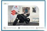 Suzuki GSR 750 *Streetfighter - EINZELSTÜCK* - Offers matching your search criteria