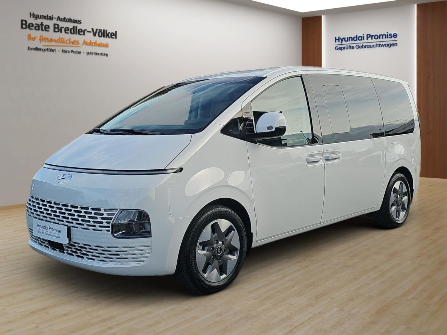 Hyundai Staria