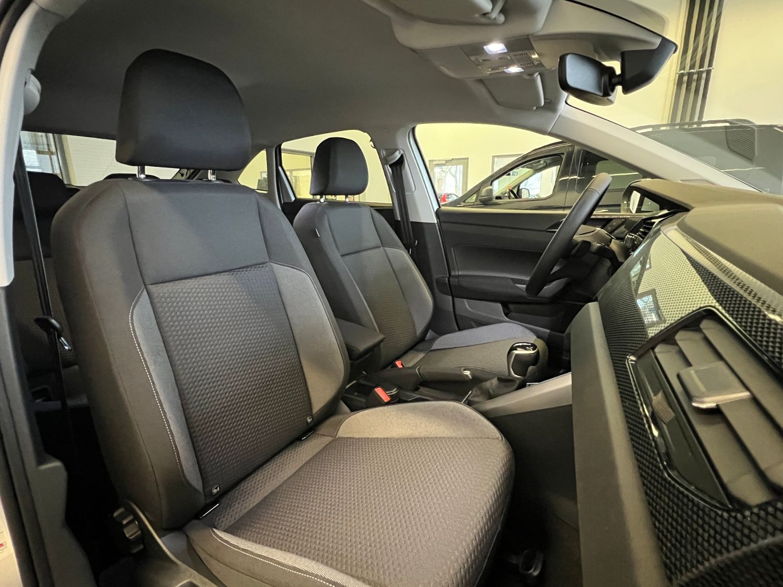 Fahrzeugabbildung Volkswagen Taigo Life 1.0 TSI DSG *IQ.LIGHT, Digital Cockpi