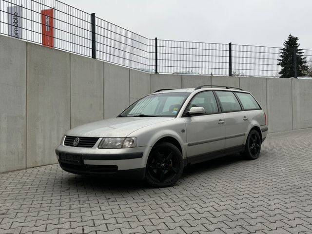 Volkswagen Passat Variant 1.8 Automatik/Klimaauto/SHZ/2Hand