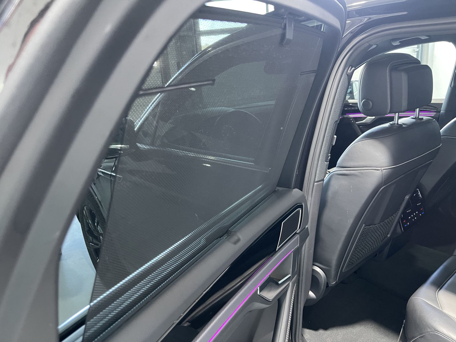 Fahrzeugabbildung Volkswagen Touareg 3.0 TDI*R-Line*4Motion*AHK*Leder*Pano*