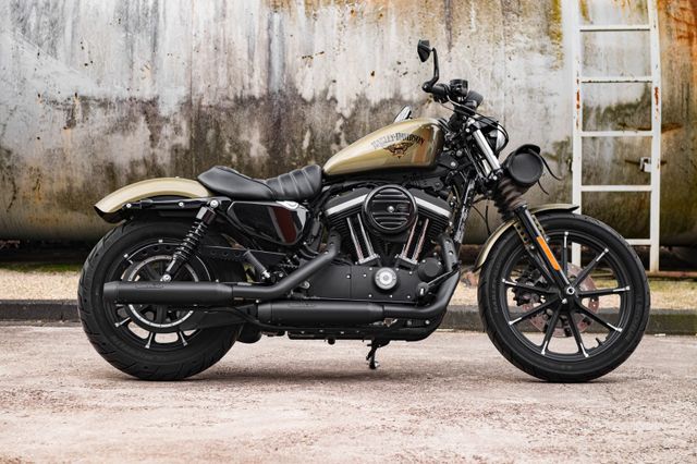 Harley-Davidson XL883N Sportster Iron 883 - Miller Auspuff!