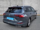 Volkswagen Golf VIII Variant 1.5 eTSI DSG R-Line PANO HARMA - mit Benzin-Antrieb: Grau, Kombi, mit Klimaanlage