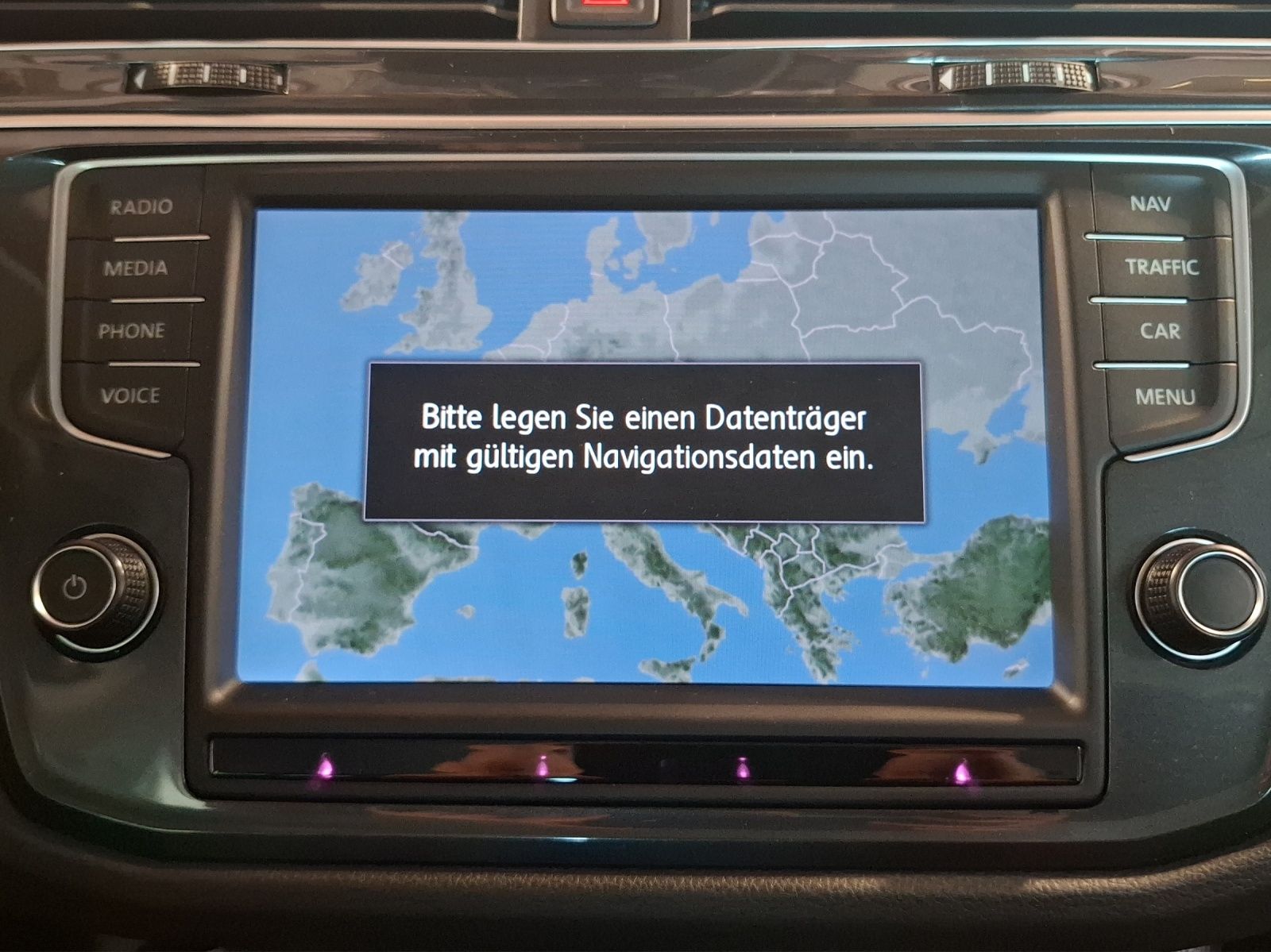 Fahrzeugabbildung Volkswagen Tiguan TDI Sound 4M LED AHK Navi ACC PDC SHZ