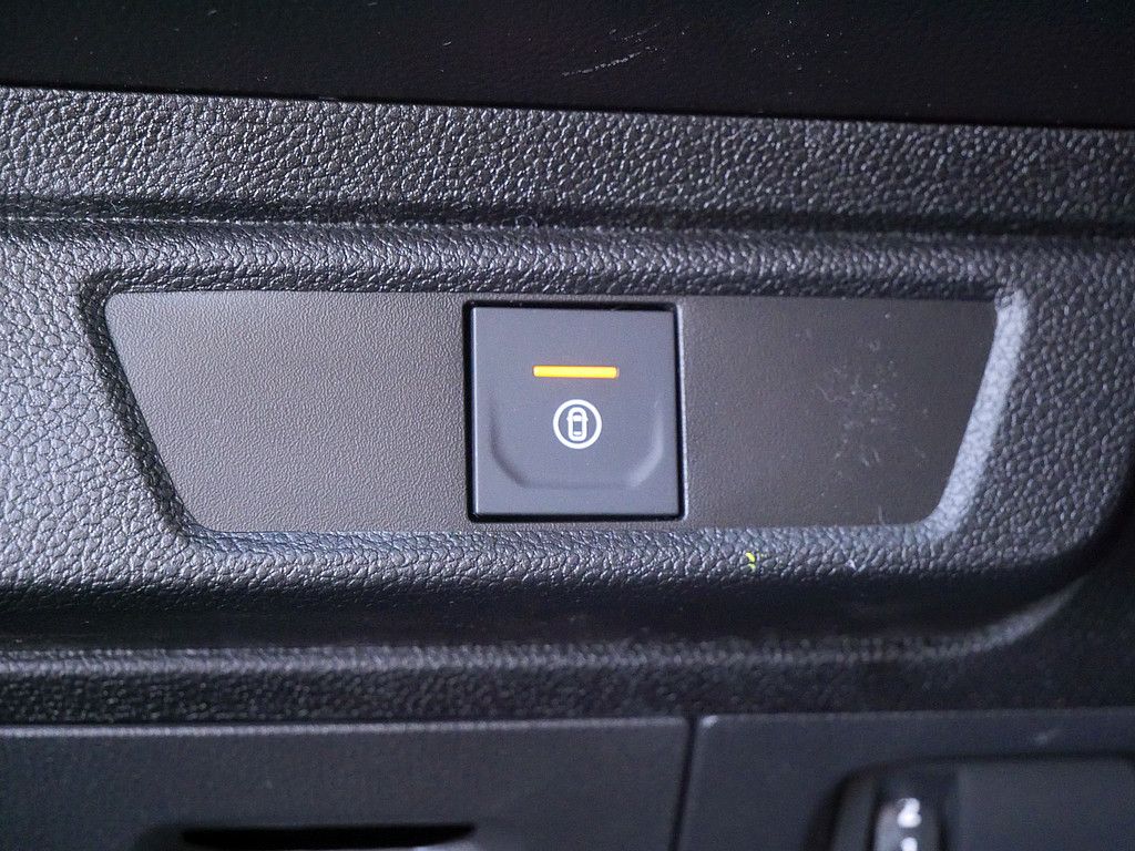 Fahrzeugabbildung Dacia Sandero Stepway Expression TCe 90 CVT Automatik