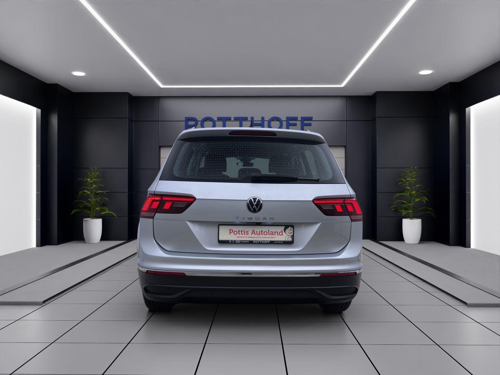 Volkswagen Tiguan 2.0 TDI DSG LIFE AHK KAMERA NAVI PDC