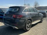 Mercedes-Benz GLC 220 d*4Matic*LED*SHZ*AHK*Leder*R.Cam*Navi* - gebrauchte Mercedes-Benz GLC 220 aus dem Jahr 2022