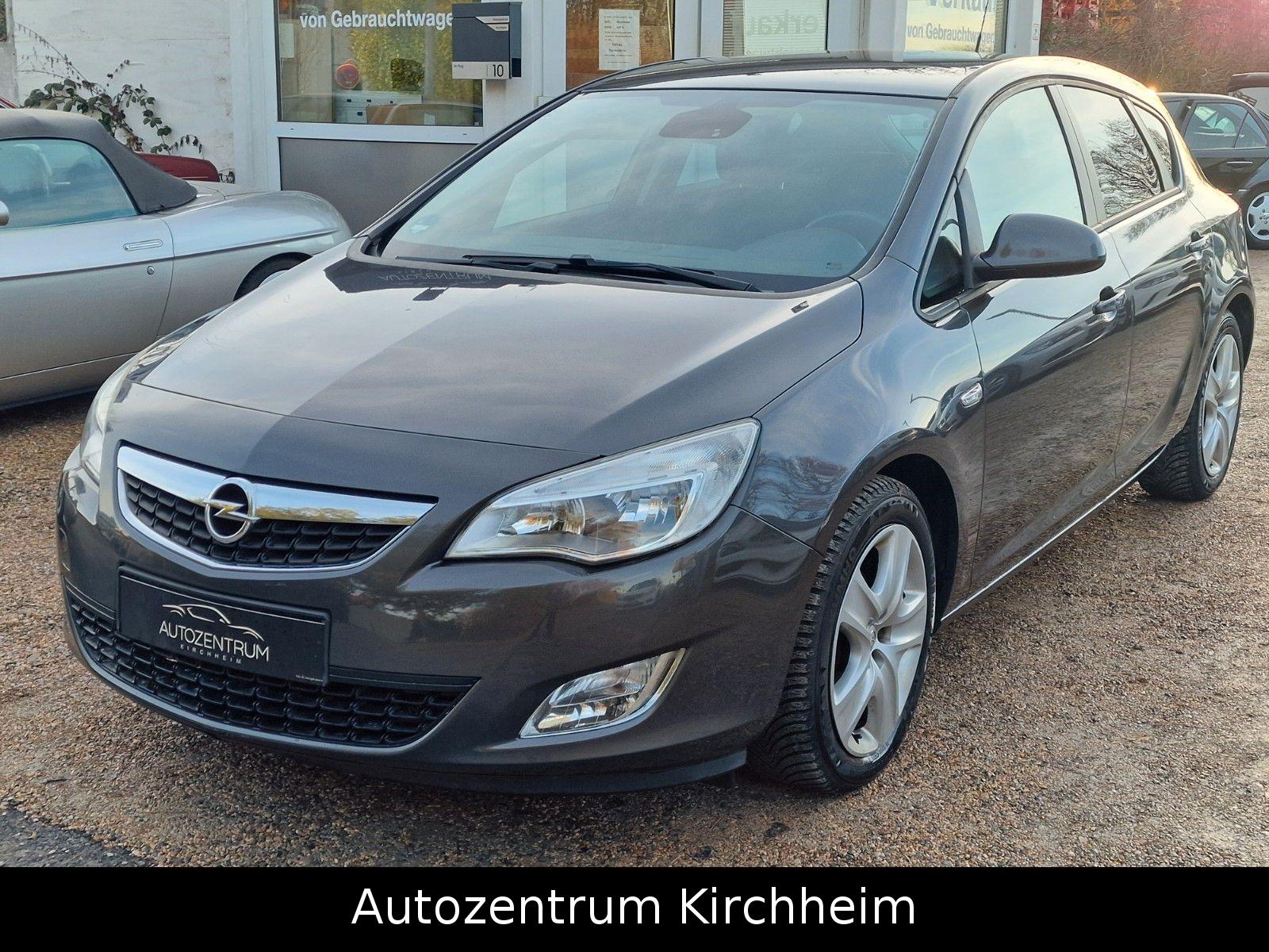 Opel Astra J Lim. 5-trg. Design Edition