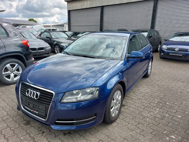 Audi A3 1.6 TDI e Attraction