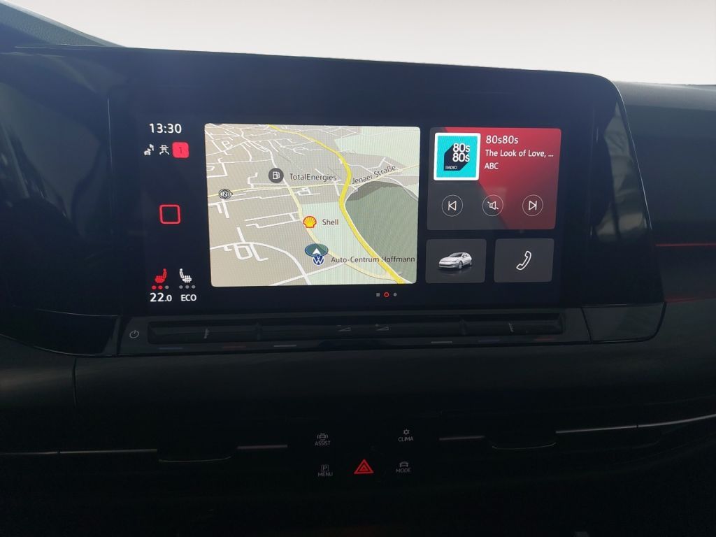 Fahrzeugabbildung Volkswagen Golf 1.4 eHybrid DSG Style LED-Matrix Anschlußga