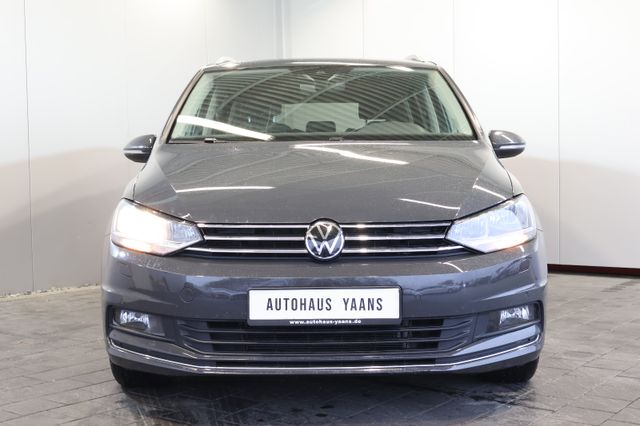 Volkswagen Touran 2.0 TDI Active ACC+KAM+CARPLAY+AHK