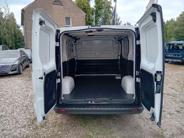 Renault Trafic - 10