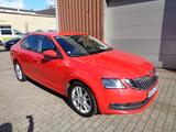 Skoda Octavia Lim. 1.4 TSI Ambition *1.Hand* - Skoda Octavia mit Benzin-Antrieb: Limousine, 1.4