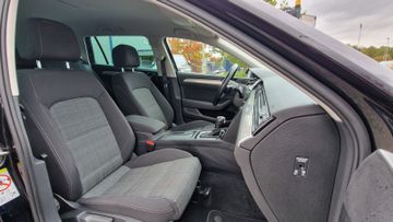 Volkswagen Passat Variant - 7