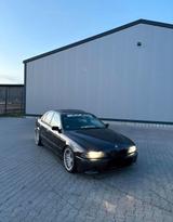 BMW E39 523i 170PS TÜV-06.2026 5.Gang Scha... - BMW 523 aus 1997: 523i