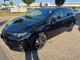 Toyota Auris Touring Sports Touring S. Hybrid 1,8-l... - Toyota Auris Touring Sports von privat