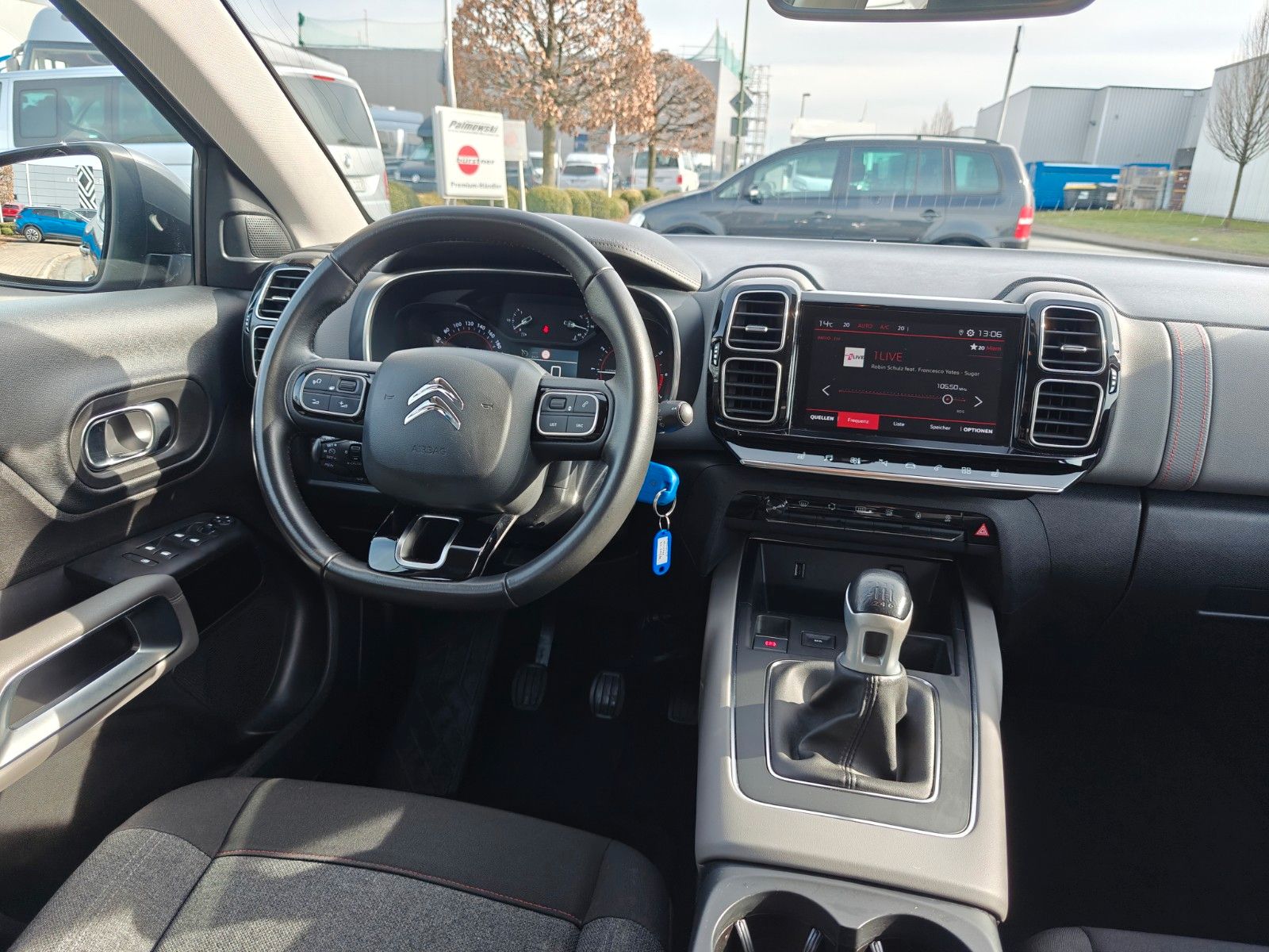 Fahrzeugabbildung Citroën C5 Aircross Live - Scheckheft, Zahnriemen Neu! -